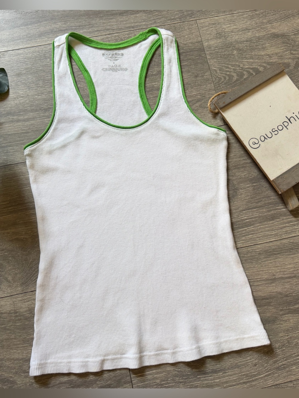 Express White Racerback Ribbed Tank Top w Contrasting Green Trim. Size S